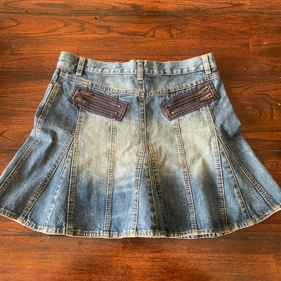 See By Chloe mini denim flare skirt - Picture 3 of 8